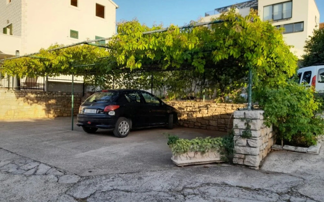 Jere - 50m From the sea With Parking - A2