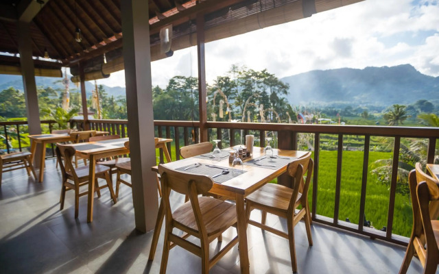 Ume Dukuh Home Sidemen