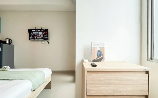 Good Studio At Apartment Tamansari Iswara