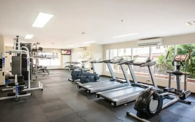 114 Top Location Swimming Pool Gym Wi-fi Nightlife