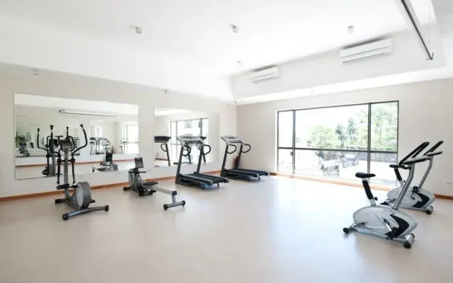 La Residence Luxury Beach Apartments by BARNES