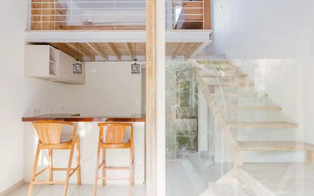 Istha Puri By Dwaraloka