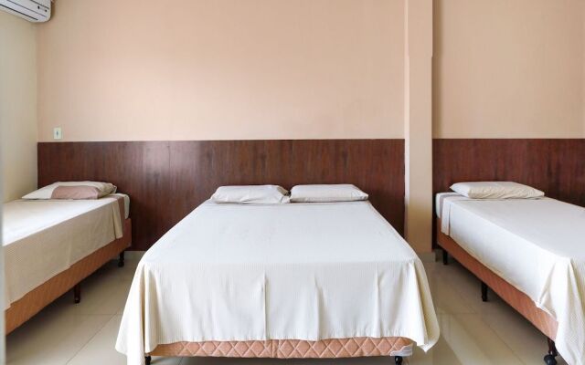 OYO Bocaiuva Palace Hotel
