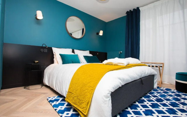 Luxury Apartment in Disneyland