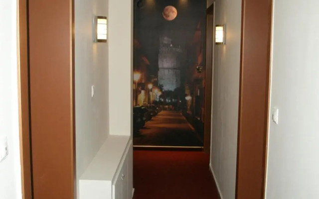 Lion Apartment Port