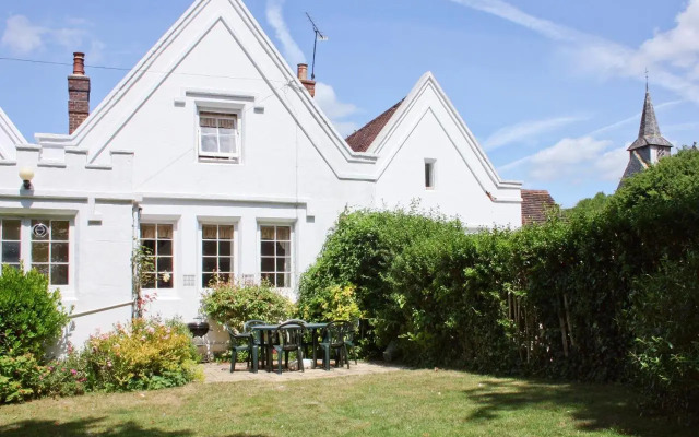 Pepper Pot Cottage
