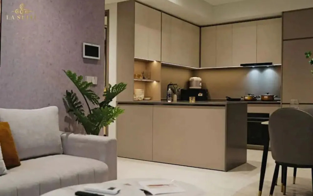 Opera View Residence City Center