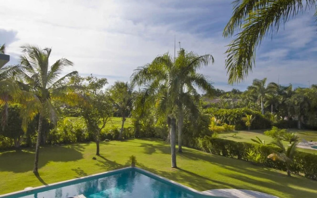 Spectacular Villa In Paradise