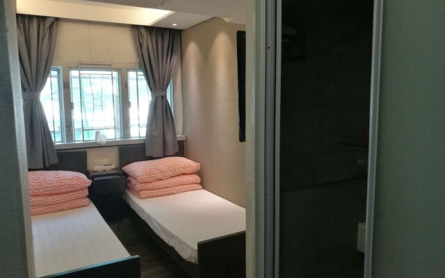 Cozy Hostel