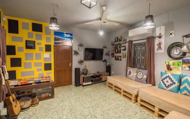 U.R.D.Ki You are the key Hostels