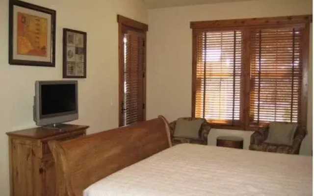 SnowCreek The Lodges