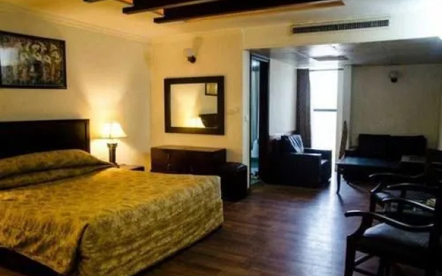 Heaven Hotel