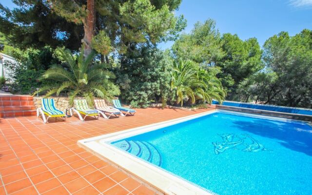 Finca Raiz - modern, well-equipped villa with private pool in Moraira