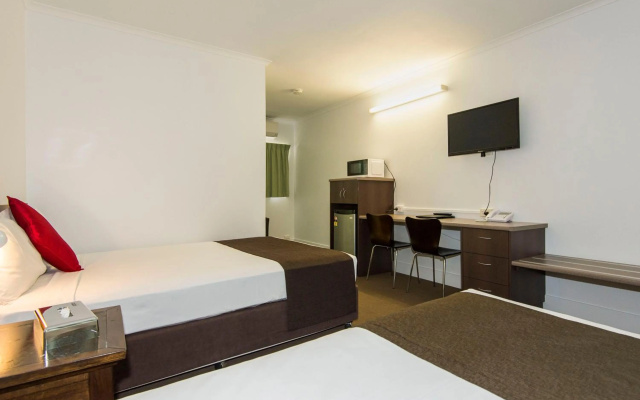 Coral Sands Motel – Guest Rooms – Mackay