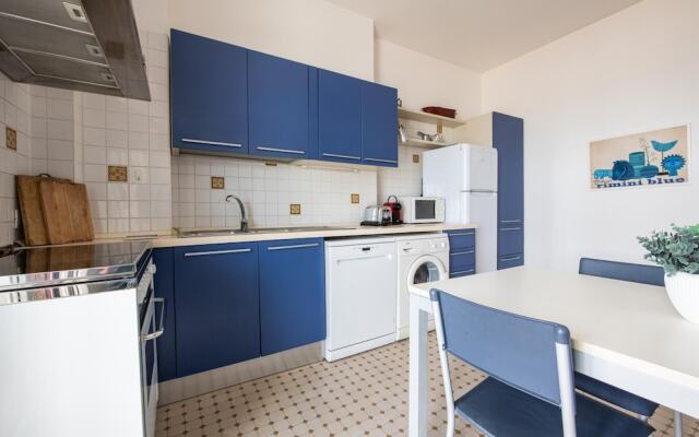 Liza 6 in Rimini With 2 Bedrooms and 1 Bathrooms