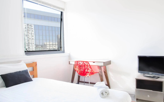 The Setup on Dixon - Hostel