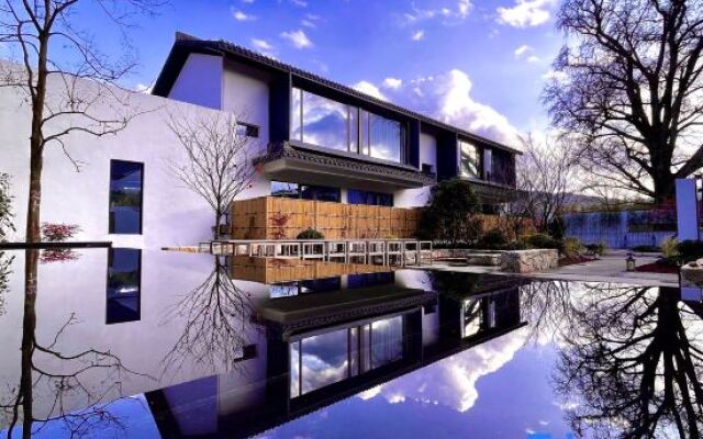 Wuta Xinshe Tangquan Homestay (Hangzhou Stork Branch)