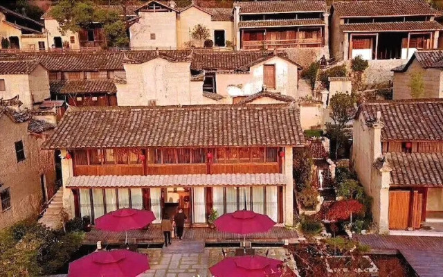 Xiananshan Village Hotel