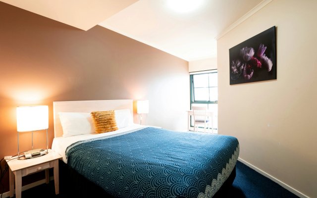 Arrow on Spencer – Guest Rooms – Melbourne