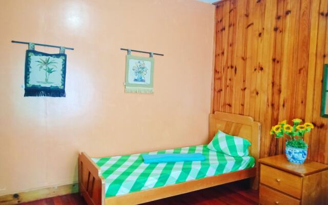 Rooms At An American-Style Cabin