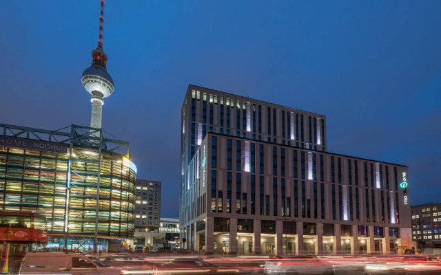 Motel One Berlin - Alexanderplatz