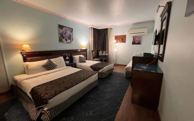 Santana Hotel