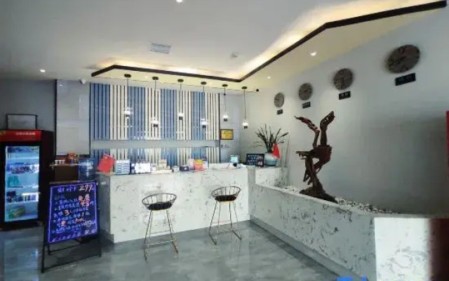 Xinzheng Meilai Boutique Hotel (Xiaoqiao Subway Station)