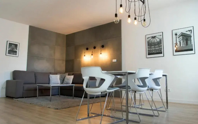 Silver Apartments