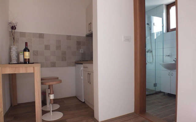 Suncani Breg - Studio 11