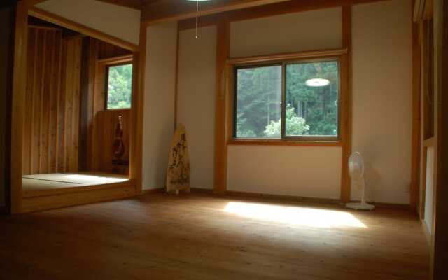 Guesthouse Mori No Eki