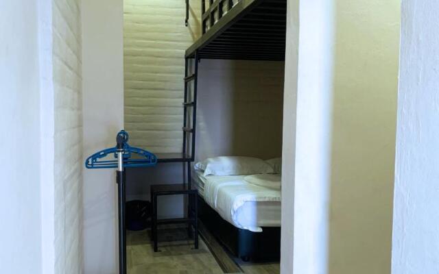 AE Semporna Guesthouse