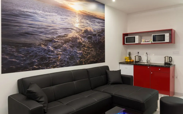 Hostel Free Bird - Adults Only
