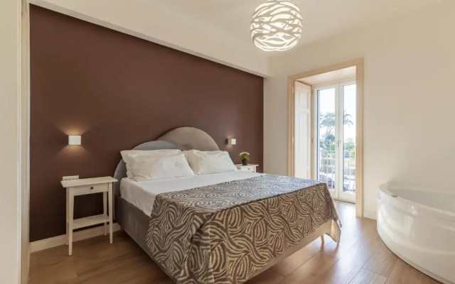 Suite Riviera 84