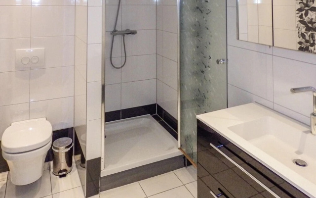 Nice Apartment in Warnemünde With 1 Bedrooms and Wifi