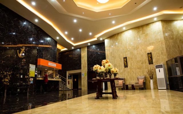 Crismon Hotel