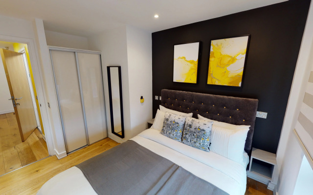 Quay Apartments Manchester