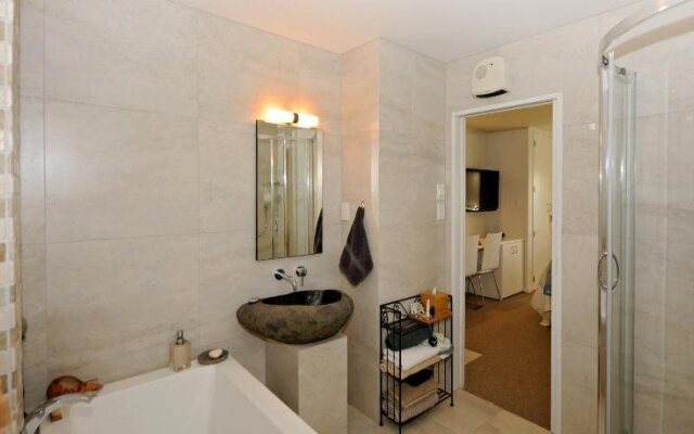 Kapiti Waves Bed & Breakfast