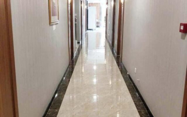 Shanghai Shenguang Hotel (College of electronics and information technology store)