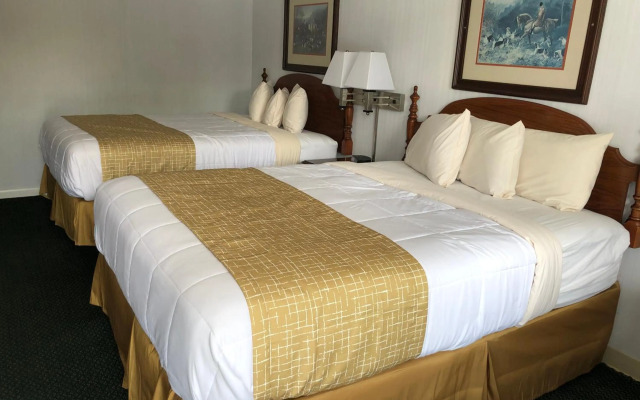 Travelodge by Wyndham Cape Cod Area