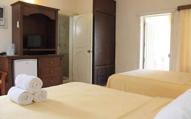 Hotel Playa la Media Luna, Isla Mujeres