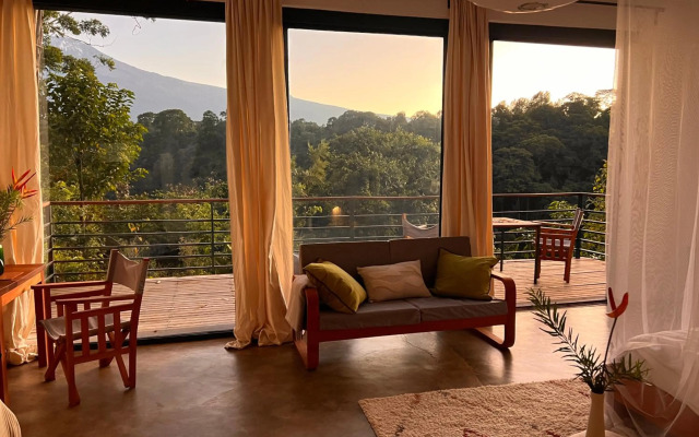 Kaliwa Lodge