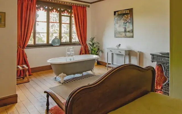 Rowden Abbey B&B