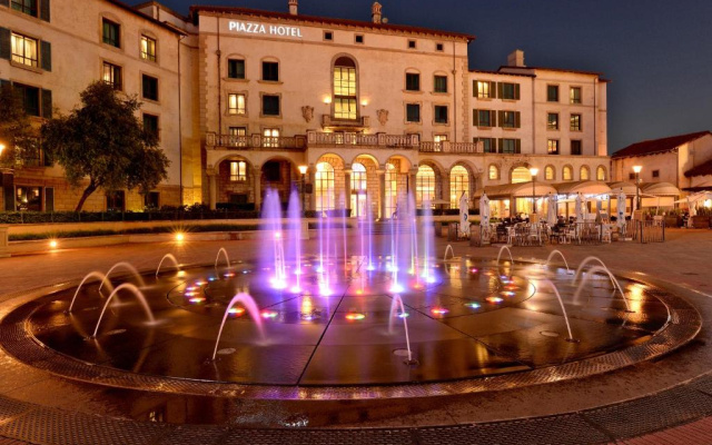 Piazza Hotel Montecasino