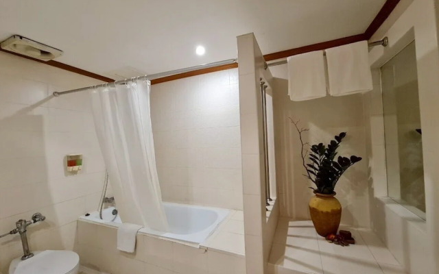 The Rich Hotel Rama 5