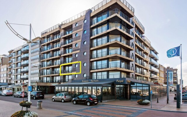 Royal 201 Seafront Apartment in a top Location