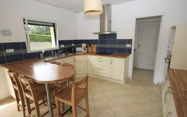 Modern Villa with private pool in Plestin-les-Greves France