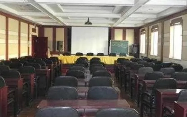 Beijing Century Mountain Hotel