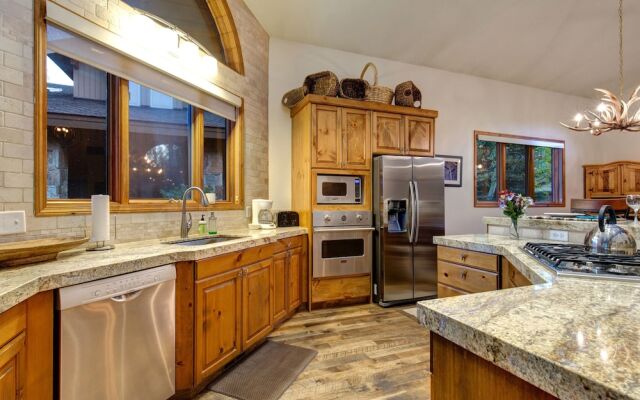 Abode at Four Lakes