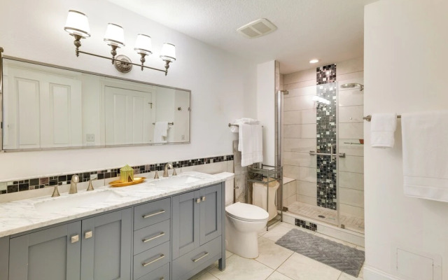 Golf Views: Kissimmee Condo on Reunion Course