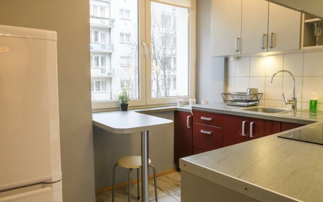 Golden Center Apartment